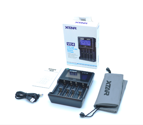 XTAR - VC4 - USB LCD Li-ion / NI-MH Batterie Ladegerät